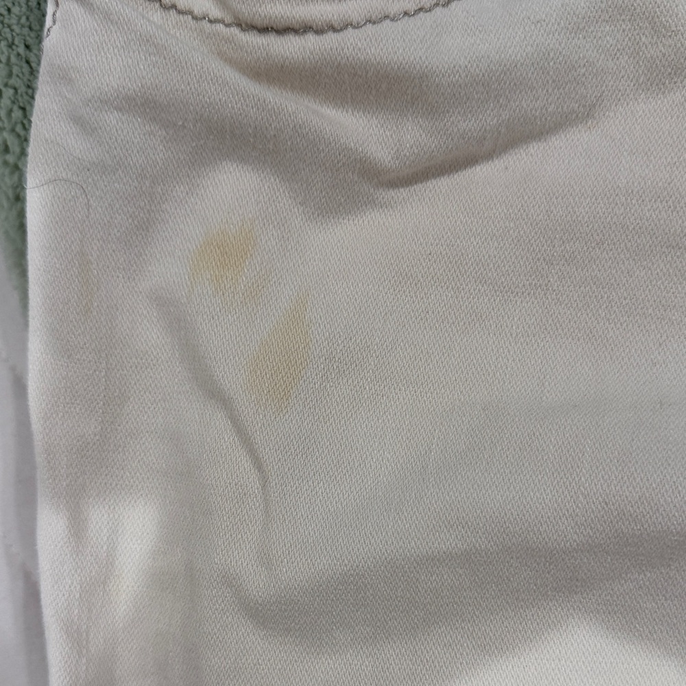Miss Me Cream Jean Shorts - Picture 4 of 6